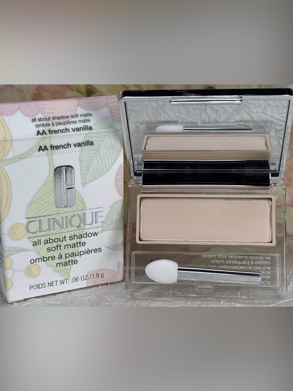 Clinique All About Shadow Soft Matte - AA French Vanilla - Full size NIB